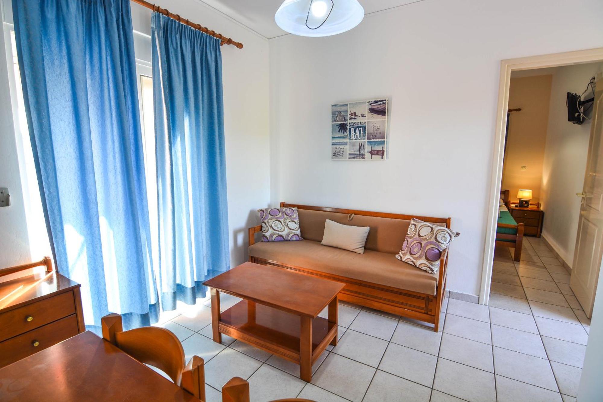 Epavlis Apartments 포르토헬리 외부 사진
